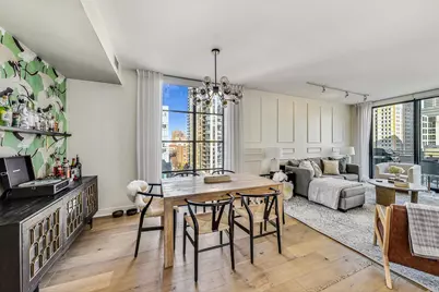744 N Clark Street #1005, Chicago, IL 60654 - Photo 4