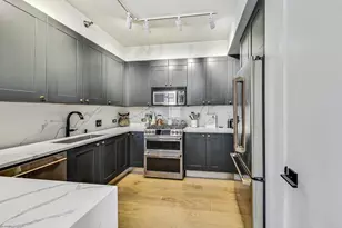 744 N Clark St, Chicago, IL 60654 - Photo 6