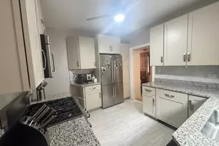 6950 30th Pl, Berwyn, IL 60402 - Photo 4