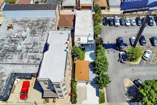 2945 N California Ave, Chicago, IL 60618 - Photo 28