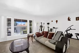 2945 N California Ave, Chicago, IL 60618 - Photo 8
