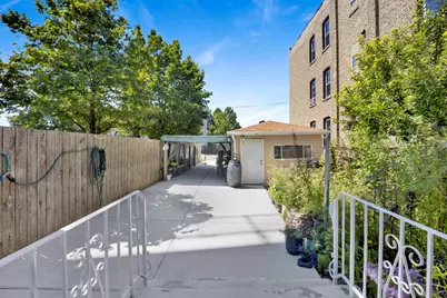 2945 N California Avenue, Chicago, IL 60618 - Photo 4