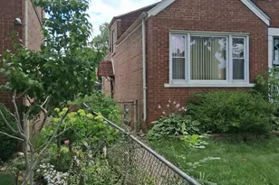 3729 W 80th Pl, Chicago, IL 60652 - Photo 2