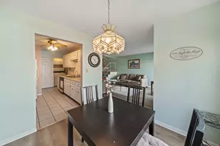 1774 Raleigh Ln, Hoffman Estates, IL 60169 - Photo 6
