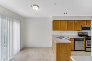 [Address not provided], Aurora, IL 60503 - Photo 8