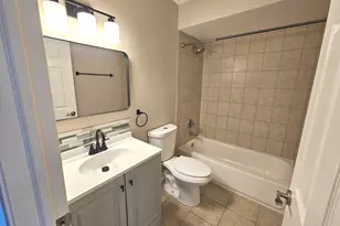 9358 Golf Rd, Des Plaines, IL 60016 - Photo 18