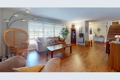 315 E Reseda Parkway, Palatine, IL 60067 - Photo 2