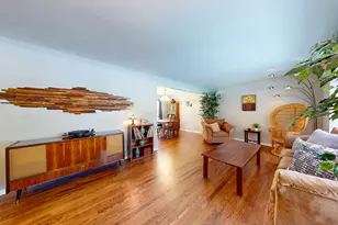 315 E Reseda Pkwy, Palatine, IL 60067 - Photo 1