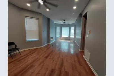 432 E 45th Place, Chicago, IL 60653 - Photo 4