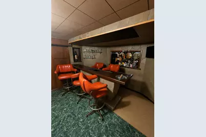 8228 S Paxton Avenue, Chicago, IL 60617 - Photo 8