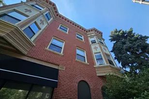 3800 N Wilton Ave, Chicago, IL 60613 - Photo 1