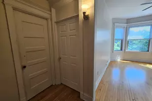 3800 N Wilton Ave, Chicago, IL 60613 - Photo 10