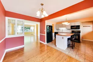 1081 Willson Dr, Des Plaines, IL 60016 - Photo 8