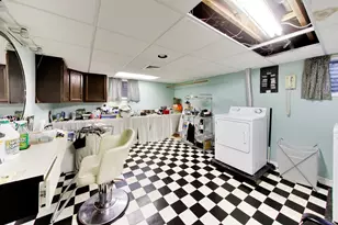 1081 Willson Dr, Des Plaines, IL 60016 - Photo 24