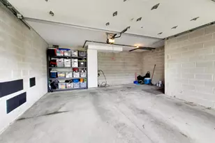 2242 W Belmont Ave, Chicago, IL 60618 - Photo 24