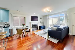 2242 W Belmont Ave, Chicago, IL 60618 - Photo 2