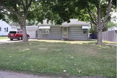 22 S Plum Street, Princeton, IL 61356 - Photo 1