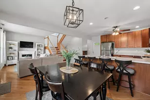 402 Crescent St, Wheaton, IL 60187 - Photo 8