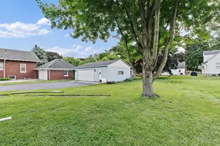 220 N Elm St, Leland, IL 60531 - Photo 30