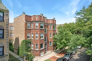 6816 N Lakewood Ave, Chicago, IL 60626 - Photo 1