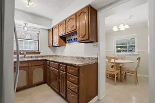 204 S Home Ave, Park Ridge, IL 60068 - Photo 6