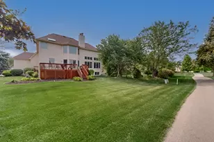 2361 Legacy Dr, Aurora, IL 60502 - Photo 20