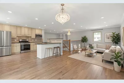 112 Lilac Lane, Buffalo Grove, IL 60089 - Photo 2