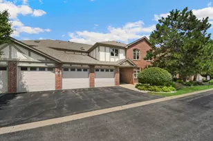 6252 Kallsen Dr, Tinley Park, IL 60477 - Photo 1