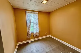 8757 S Marquette Ave, Chicago, IL 60617 - Photo 14