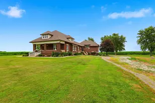 973 E 2500 North Rd, Ashkum, IL 60911 - Photo 2