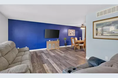 24334 S Valley Drive, Channahon, IL 60410 - Photo 6