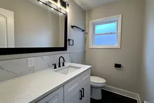 1215 Balmoral Ave, Westchester, IL 60154 - Photo 8