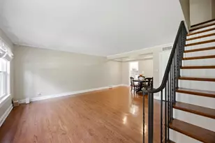 606 5th St, Wilmette, IL 60091 - Photo 6