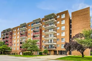 300 Park Ave, Calumet City, IL 60409 - Photo 1
