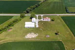 1067 E 3100 North Rd, Clifton, IL 60927 - Photo 18