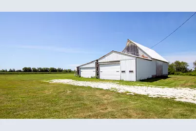1067 E 3100 North Road, Clifton, IL 60927 - Photo 14