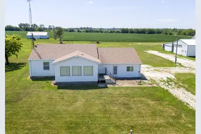1067 E 3100 North Road, Clifton, IL 60927 - Photo 2