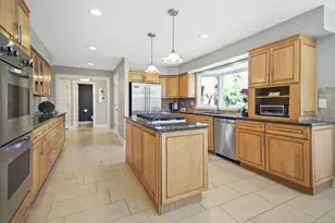 42 Founders Pointe North Dr, Bloomingdale, IL 60108 - Photo 20