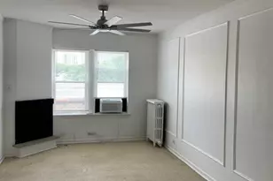 5135 S Kenwood Ave, Chicago, IL 60615 - Photo 2