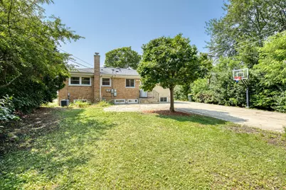 9331 Oriole Avenue, Morton Grove, IL 60053 - Photo 26