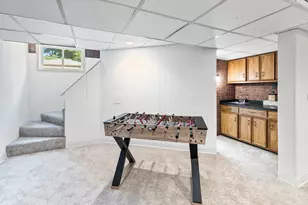 9331 Oriole Ave, Morton Grove, IL 60053 - Photo 14