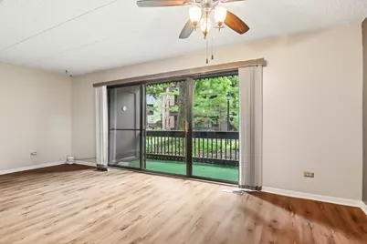9555 Southwest Highway #1S, Oak Lawn, IL 60453 - Photo 6