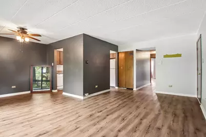9555 Southwest Highway #1S, Oak Lawn, IL 60453 - Photo 2