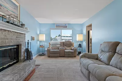1404 Sequoia Circle, Yorkville, IL 60560 - Photo 8