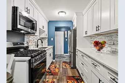 9520 Mayfield Avenue #N209, Oak Lawn, IL 60453 - Photo 6