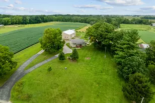 8353 Burns Hill Rd, Clifton, IL 61727 - Photo 32