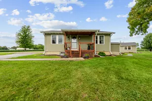 8353 Burns Hill Rd, Clifton, IL 61727 - Photo 2