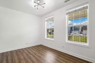 1613 Victoria Park Cir, Aurora, IL 60504 - Photo 12