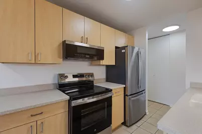 701 S Elmhurst Road #H, Des Plaines, IL 60016 - Photo 6