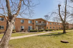701 S Elmhurst Rd, Des Plaines, IL 60016 - Photo 20